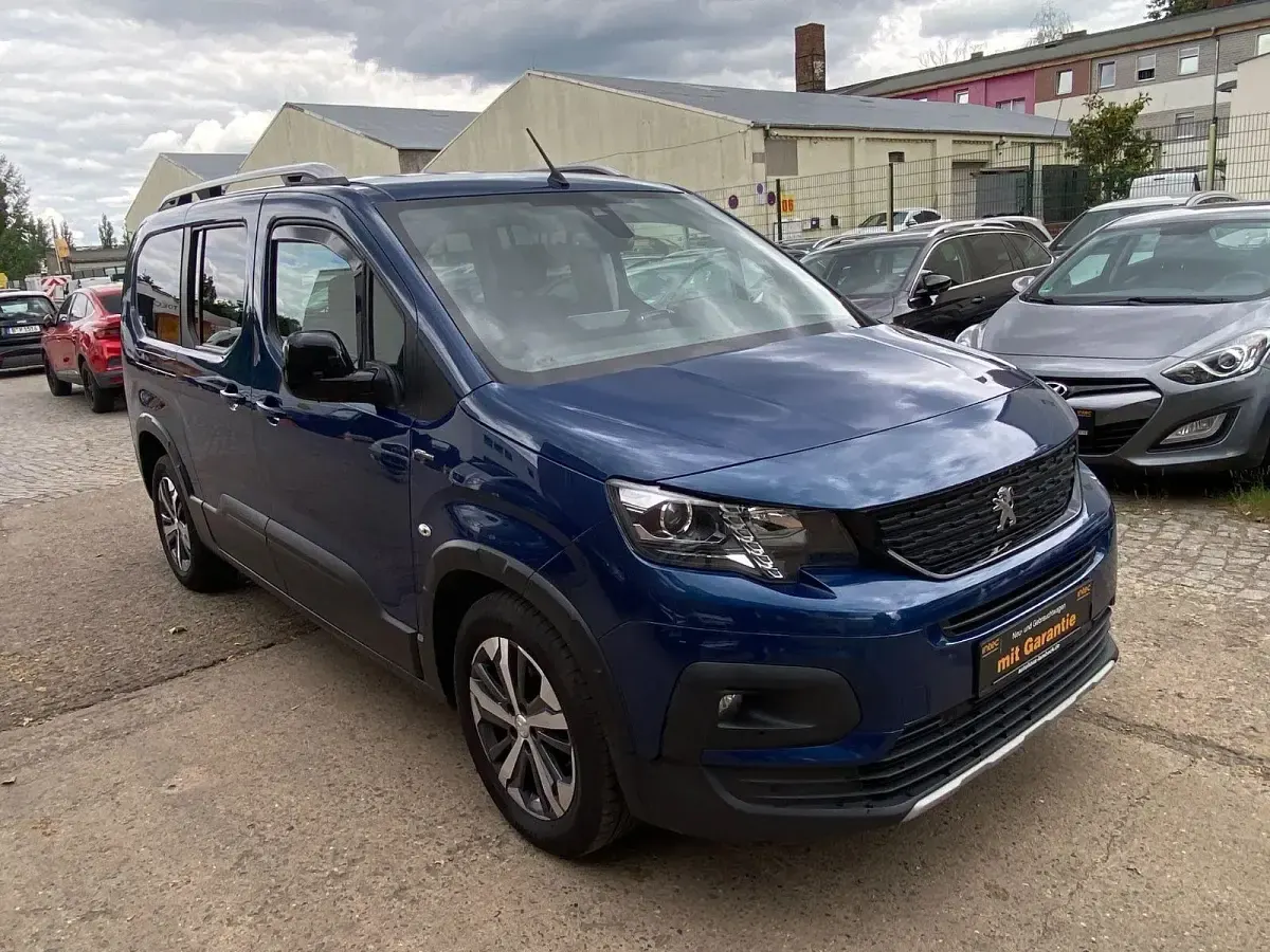 Gebraucht Peugeot Rifter Allure 131 PS (96 kW) 2020 Blau Van / Kleinbus