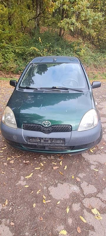 Gebraucht Toyota Yaris 68 PS (50 kW) 2000 Grün Kleinwagen