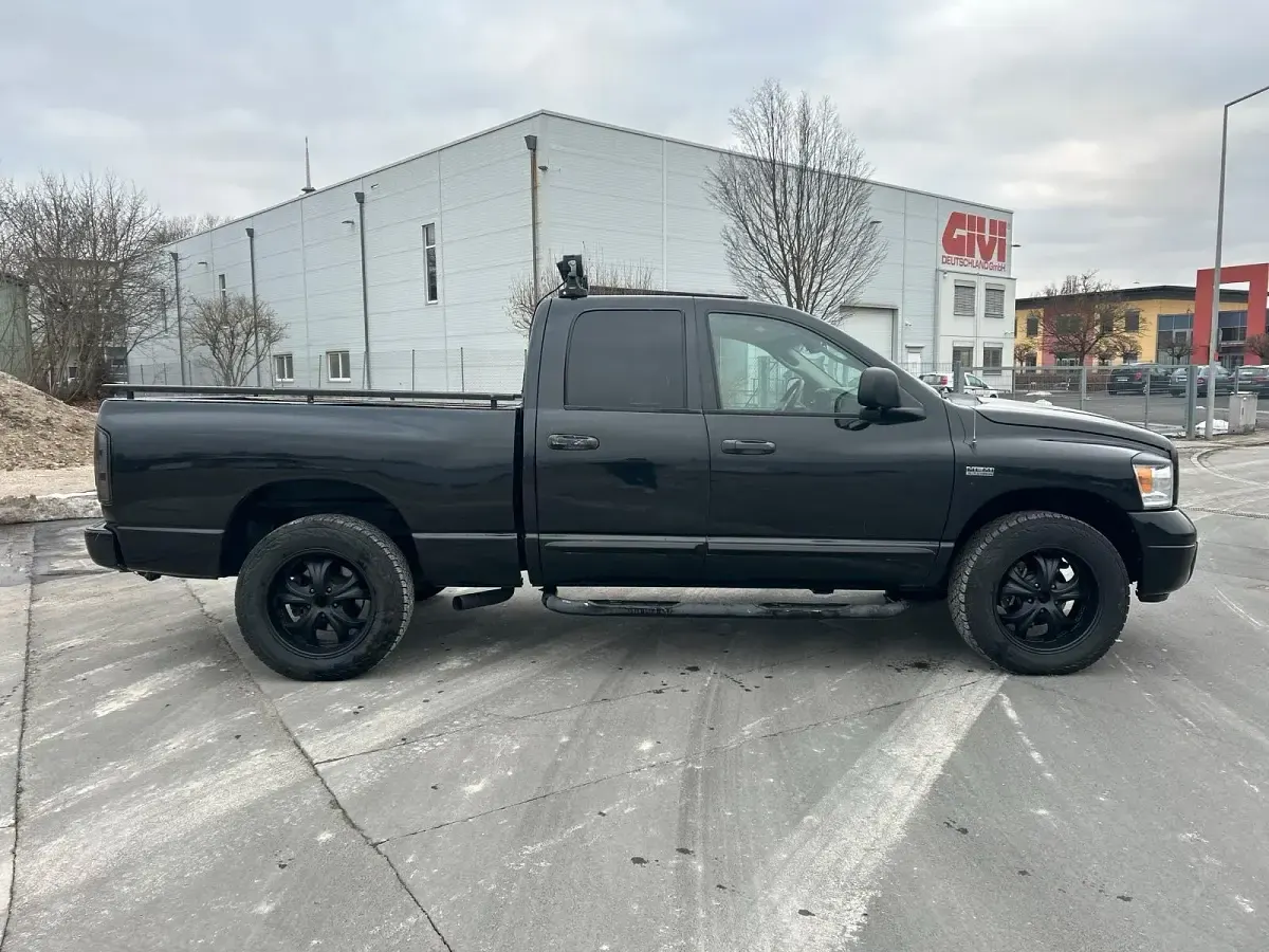 Gebraucht Dodge Ram 349 PS (256 kW) 2008 Schwarz Pickup