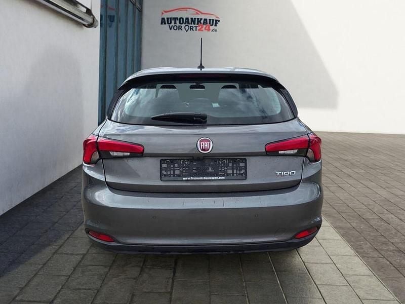 Gebraucht Fiat Tipo Lounge 120 PS (88 kW) 2017 Colore esterno grigio underground vr695a Limousine