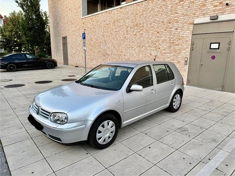 Gebraucht 2004 VW Golf IV Pacific Limousine | 1.649 € (Guter Preis) - Bild 1/4