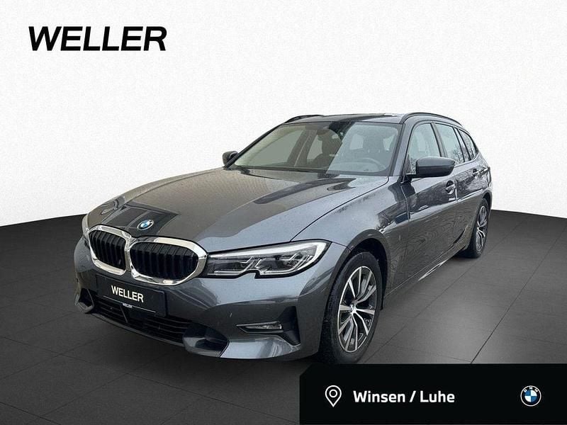 Mineralgrau (grau) Gebraucht 2021 BMW 320 Comfort Edition Kombi | 29.900 € (Fairer Preis) - Bild 1/4