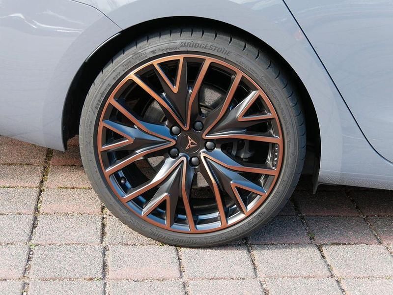 Gebraucht Cupra Leon VZ 310 PS (228 kW) 2023 Grau Limousine