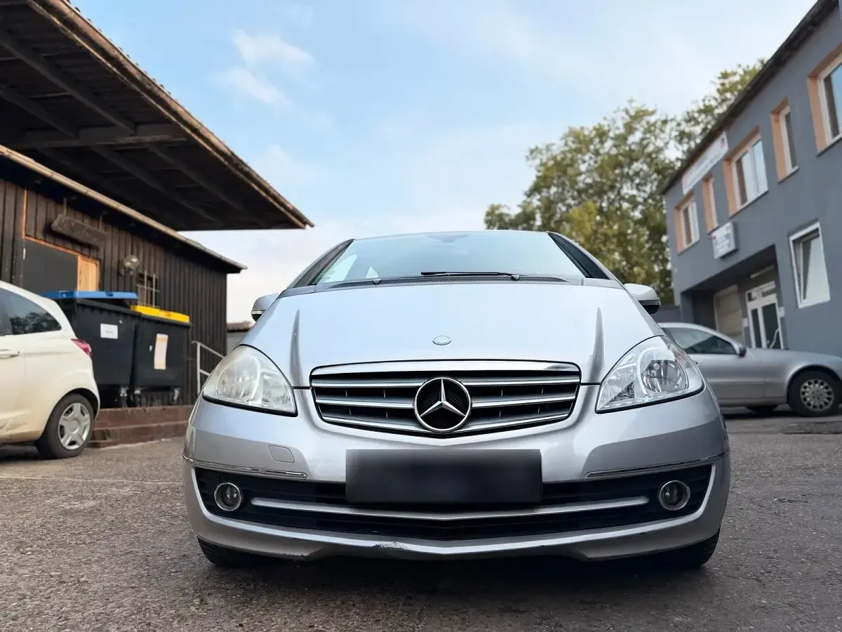 Gebraucht Mercedes A150 95 PS (69 kW) 2008 Grau Kleinwagen