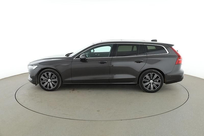 Gebraucht Volvo V60 Plus 197 PS (144 kW) 2022 Grau Kombi
