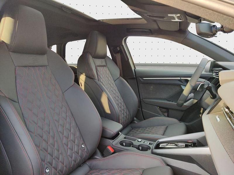 Neu Audi S3 Sport 333 PS (244 kW) 2025 Daytonagrau perleffekt Limousine