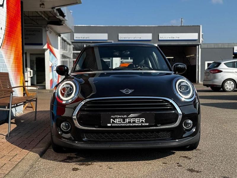 Gebraucht Mini Cooper Chili 136 PS (100 kW) 2020 Midnight black Kleinwagen