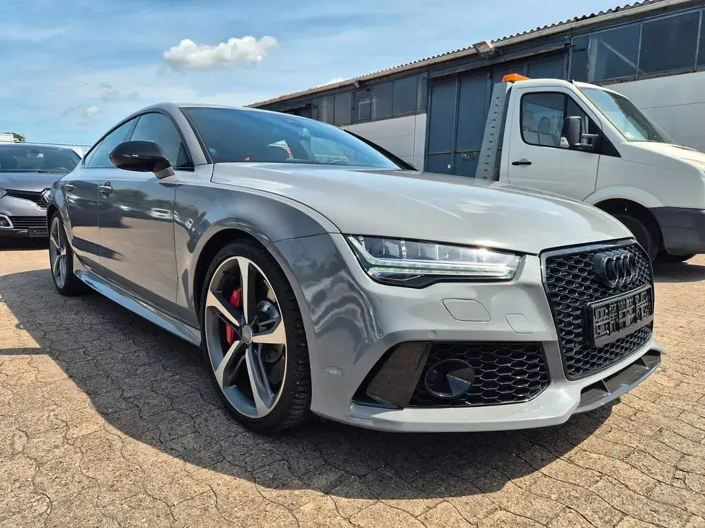 Gebraucht Audi RS7 Comfort 560 PS (411 kW) 2017 Grau Kleinwagen