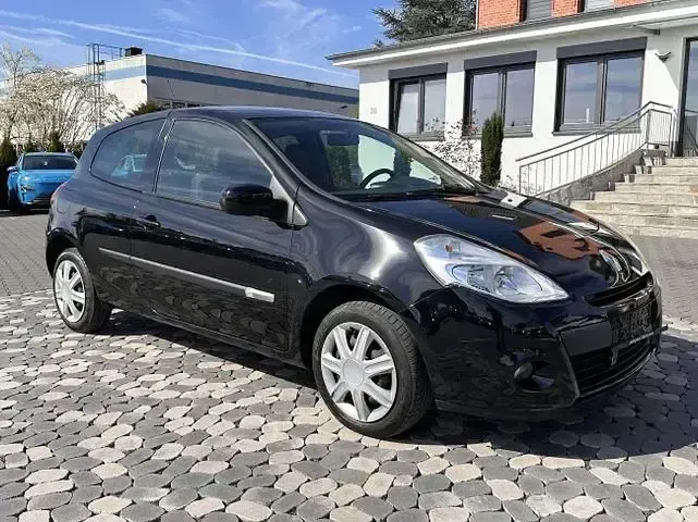Gebraucht Renault Clio Collection 75 PS (55 kW) 2013 Schwarz Limousine