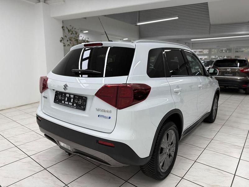 Gebraucht Suzuki Vitara Comfort 129 PS (94 kW) 2021 Weiß SUV