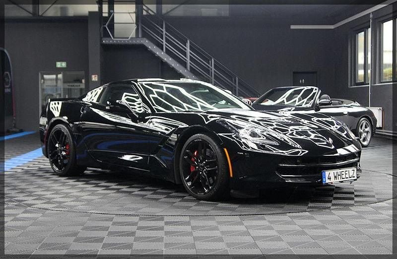Schwarz Gebraucht 2017 Corvette Stingray Coupé | 64.999 € - Bild 1/4