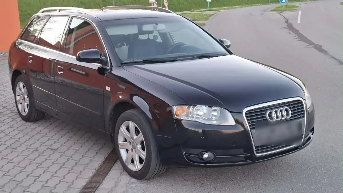 Second-hand Audi A4 140 CP (102 kW) 2011 Negru Break