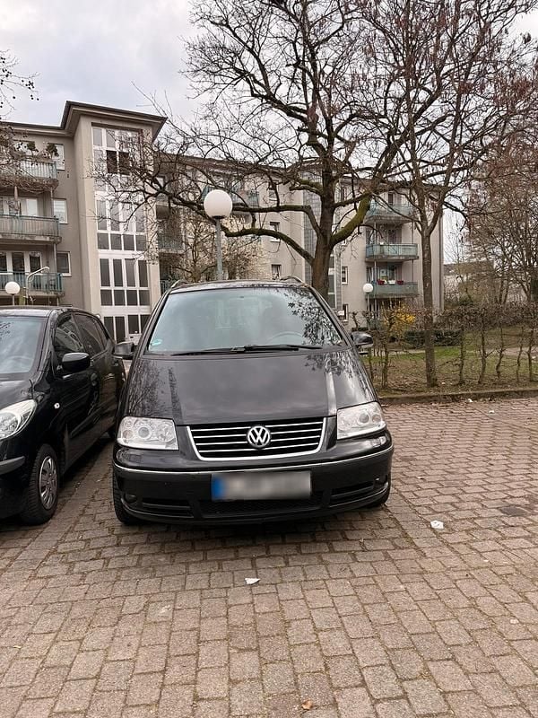 Gebraucht VW Sharan 140 PS (102 kW) 2009 Schwarz Van / Kleinbus