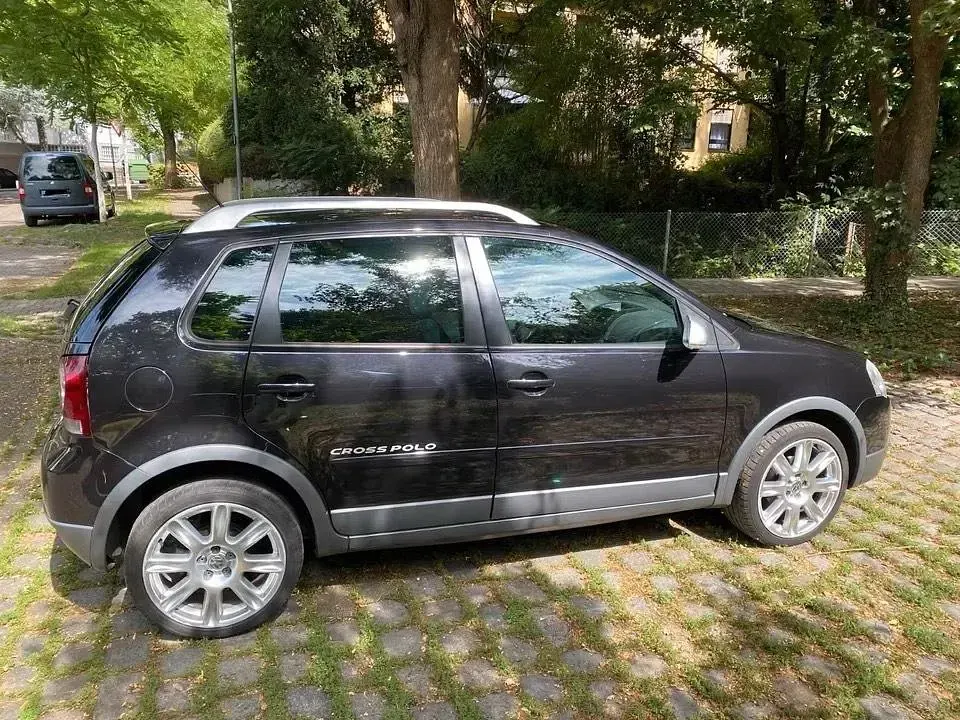 Gebraucht VW Polo Cross 105 PS (77 kW) 2007 Schwarz Kleinwagen
