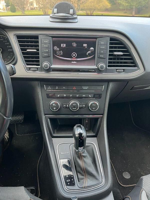 Gebraucht Seat Leon X-Perience 184 PS (135 kW) 2016 Braun Kombi