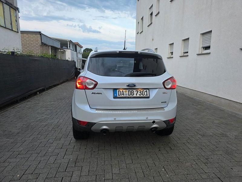 Gebraucht Ford Kuga Titanium 136 PS (100 kW) 2009 Weiß SUV