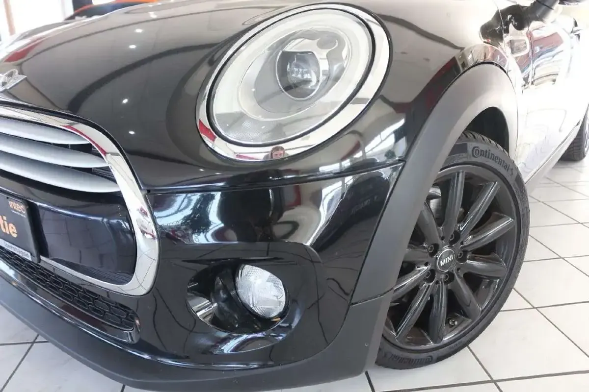 Käytetty Mini Cooper 136 HP (100 kW) 2014 Musta Viistoperä