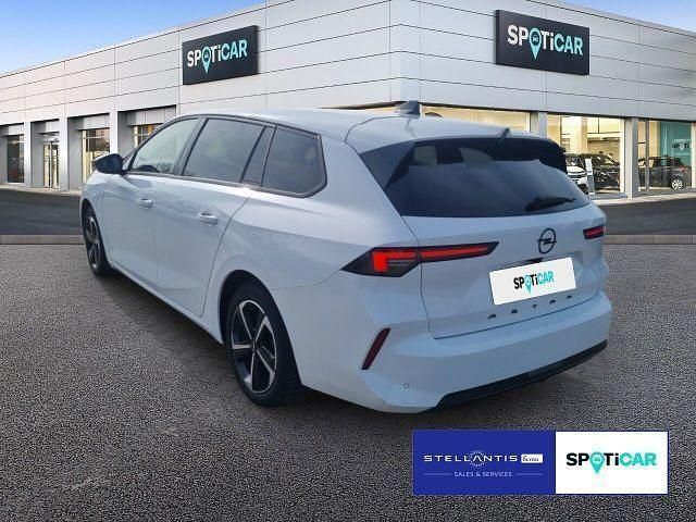 Używany Opel Astra 131 KM (96 kW) 2024 Biały Sedan/Limuzyna