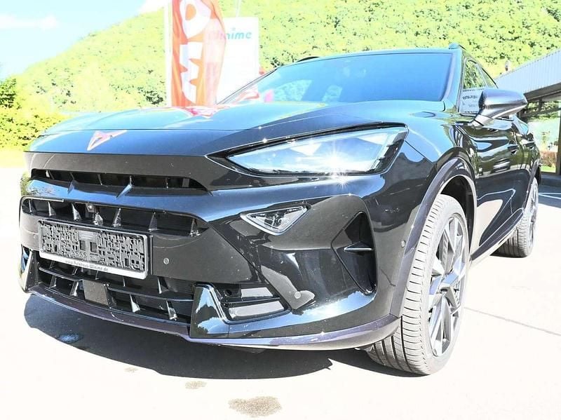 Mitternachtsschwarz Gebraucht 2025 Cupra Formentor VZ SUV | 38.850 € (Superpreis) - Bild 1/4