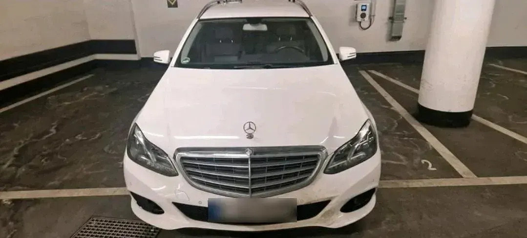 Gebraucht Mercedes E220 170 PS (125 kW) 2015 Weiß Kombi