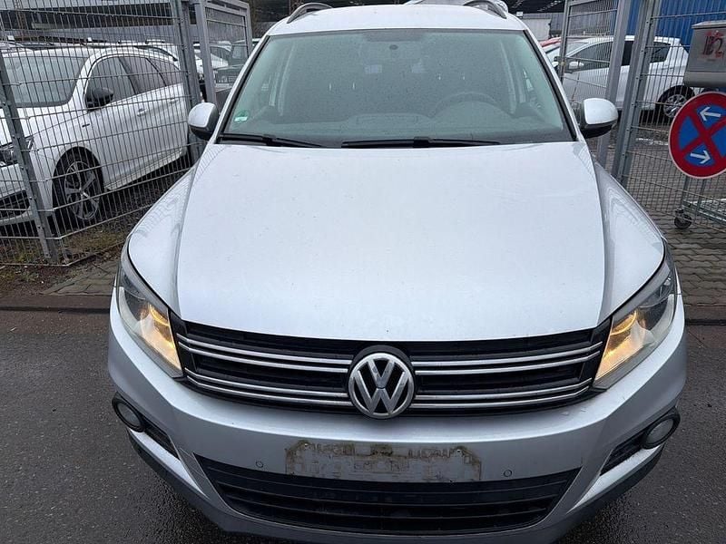 Gebraucht VW Tiguan Trendline 140 PS (102 kW) 2012 Silber SUV