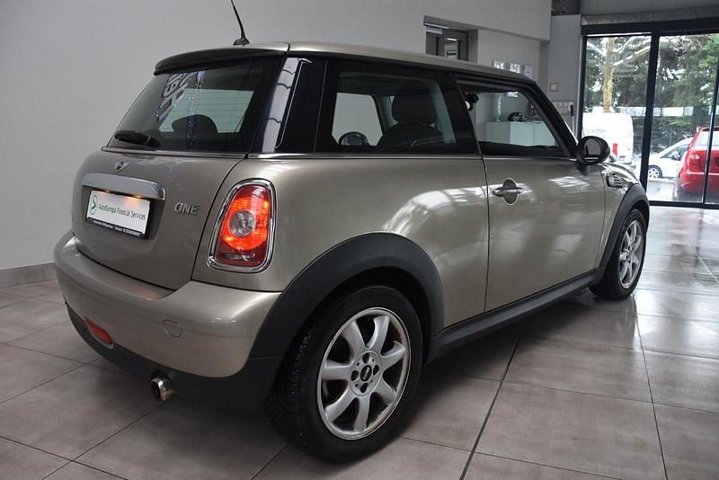 Gebraucht Mini ONE 95 PS (69 kW) 2010 Silber Kleinwagen