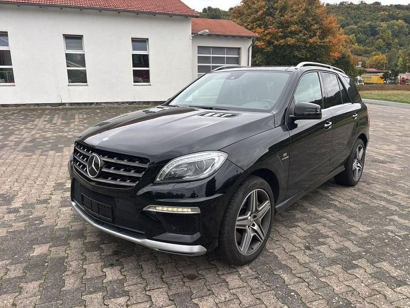 Gebraucht Mercedes ML63 AMG AMG 525 PS (386 kW) 2013 Schwarz SUV