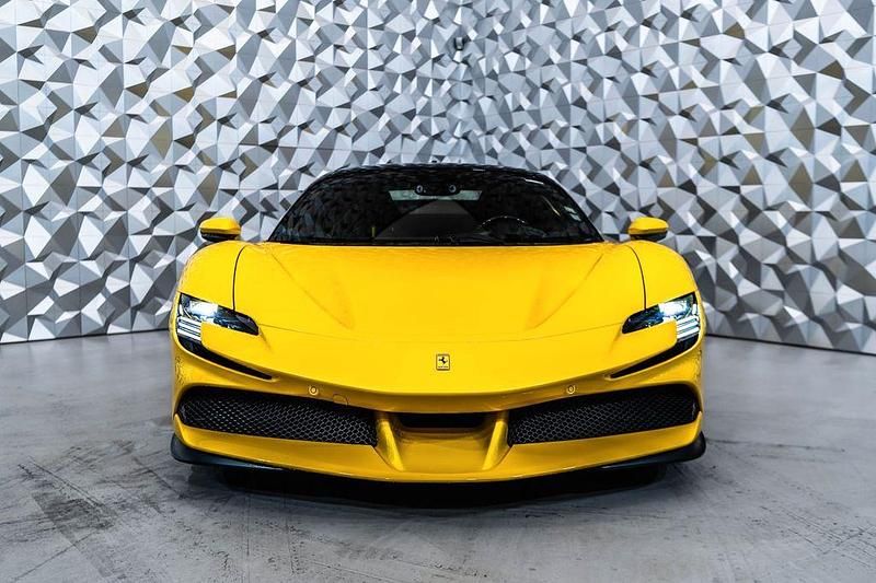 Gebraucht Ferrari SF90 2022 Gelb