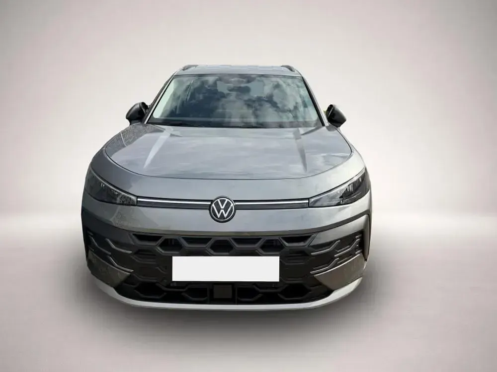Neu VW T-Roc Life 116 PS (85 kW) 2026 Manufacturer SUV
