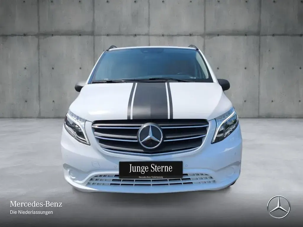 Gebraucht Mercedes Vito 190 PS (139 kW) 2022 Weiß Van
