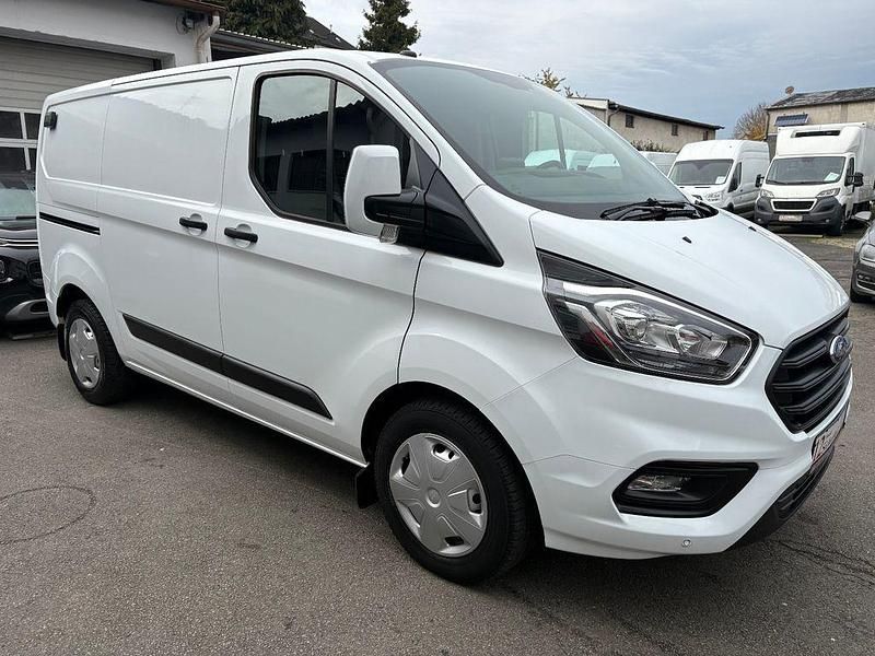 Gebraucht Ford Transit Custom 170 PS (125 kW) 2018 Frozen white Abholung