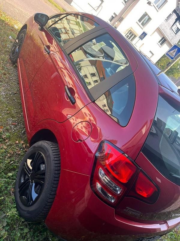 Rot Gebraucht 2012 Citroën C3 Kleinwagen | 3.299 € (Fairer Preis) - Bild 1/4