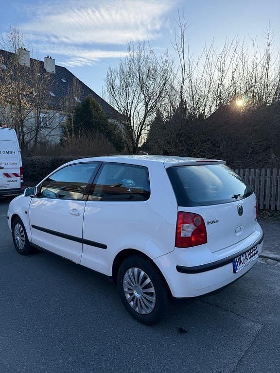 Gebraucht VW Polo Comfortline 75 PS (55 kW) 2003 Weiß Limousine