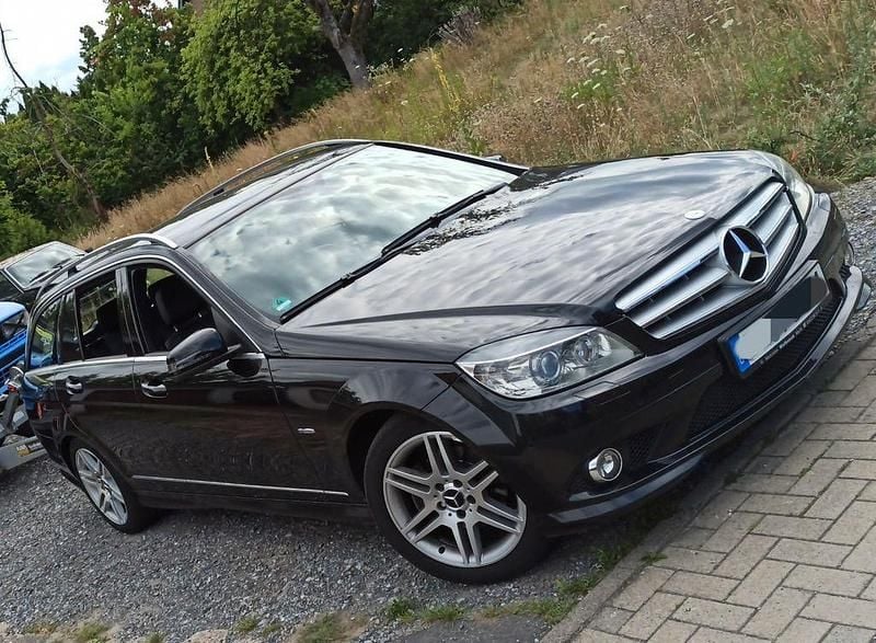 Schwarz Gebraucht 2011 Mercedes C250 AMG line Kombi | 5.500 € (Superpreis) - Bild 1/4