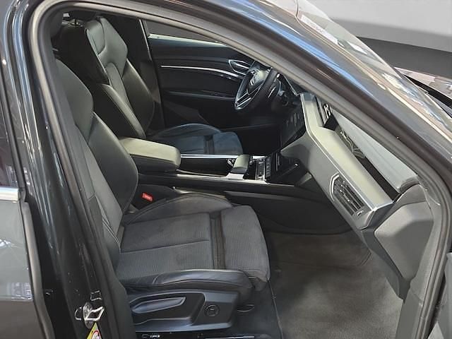 Gebraucht Audi e-tron Sportback Advanced Plus 300 kW (408 PS) 2023 Manhattangrau metallic SUV