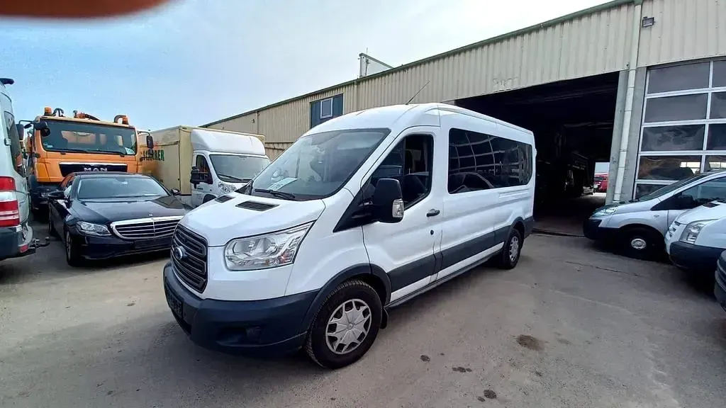 Gebraucht Ford Transit Trend 131 PS (96 kW) 2018 Weiß Kombi