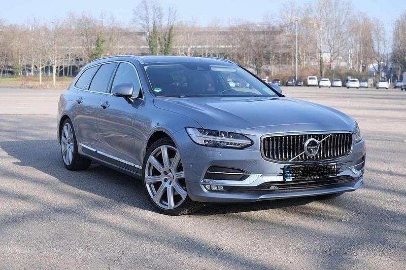 Gebraucht Volvo V90 Inscription 200 PS (147 kW) 2017 Mussel blue metallic Kombi