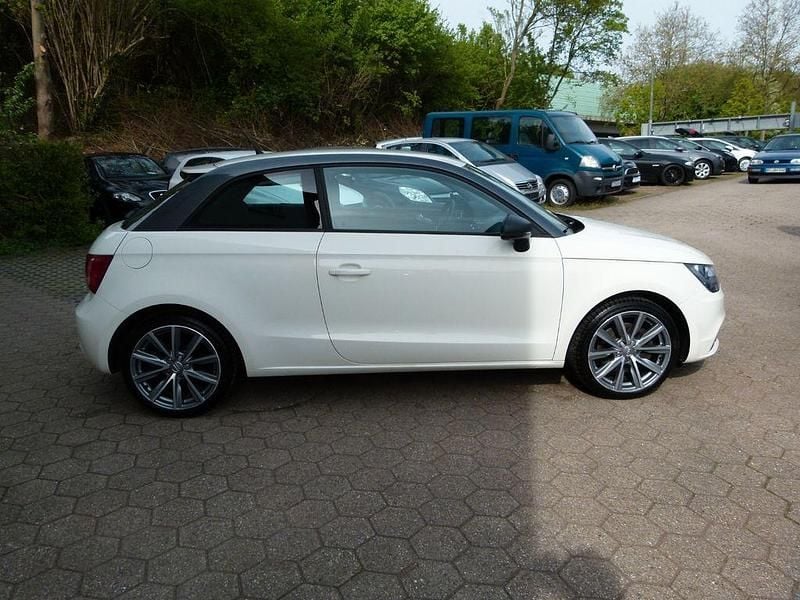 Second-hand Audi A1 Ambition 122 CP (89 kW) 2011 Alb Hatchback