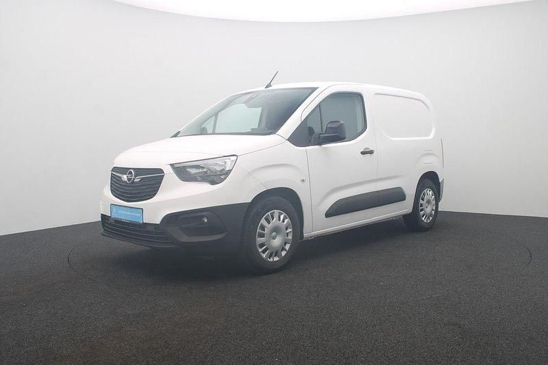 Weiß Gebraucht 2022 Opel Combo-e Life Edition Limousine | 17.480 € (Superpreis) - Bild 1/4
