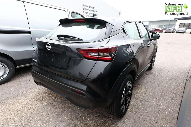 Neu Nissan Juke Acenta 114 PS (83 kW) 2025 Pearl black metallic SUV