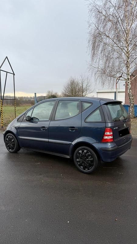 Gebraucht Mercedes A140 82 PS (60 kW) 2004 Blau Kleinwagen
