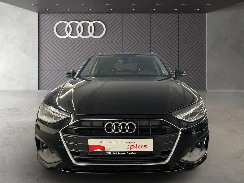Gebraucht Audi A4 Sport 150 PS (110 kW) 2023 Schwarz Kombi