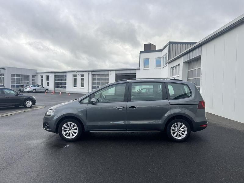 Gebraucht Seat Alhambra Style 150 PS (110 kW) 2020 Grau Van / Kleinbus