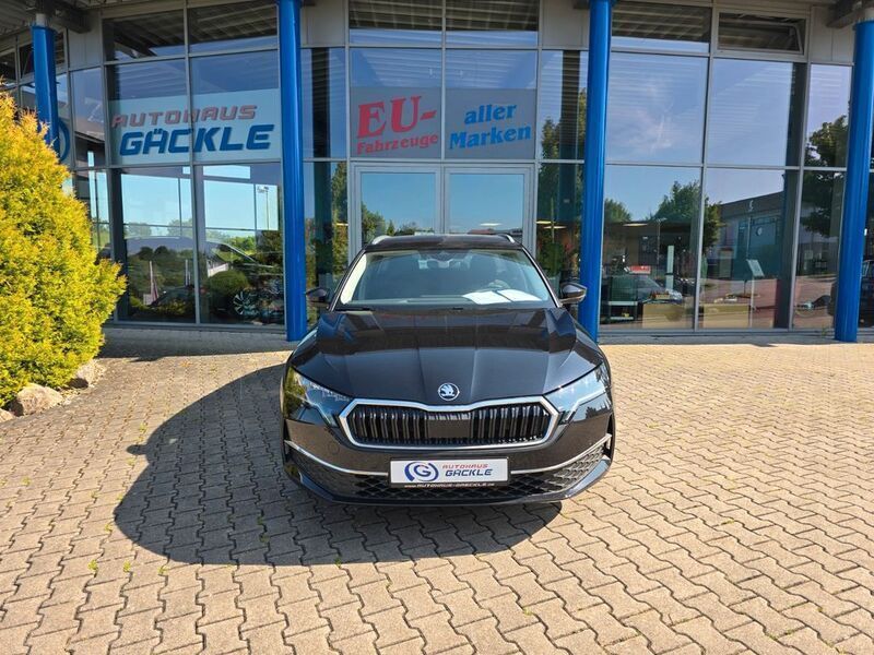 Schwarz Neu 2025 Skoda Octavia Easy Kombi | 31.490 € (Guter Preis) - Bild 1/4