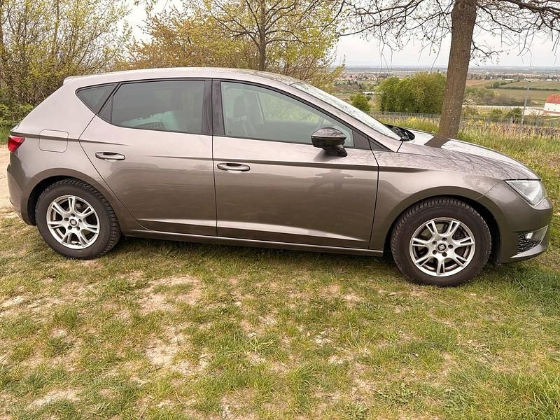 Gebraucht Seat Leon FR 125 PS (91 kW) 2015 Grau Limousine