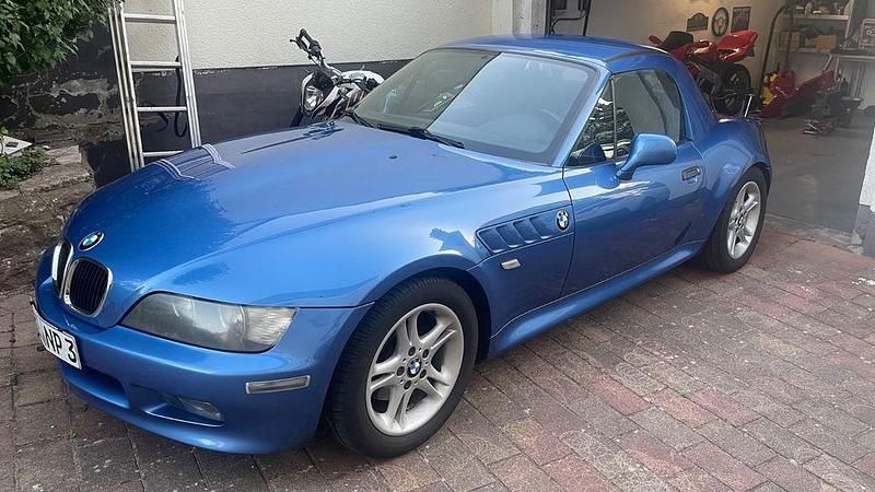 Blau Gebraucht 2000 BMW Z3 Performance Cabrio | 8.000 € (Fairer Preis) - Bild 1/4