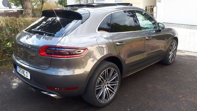 Gebraucht Porsche Macan Turbo 544 PS (400 kW) 2014 Grau metallic SUV