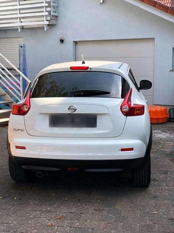 Gebraucht Nissan Juke 117 PS (86 kW) 2011 Weiß SUV