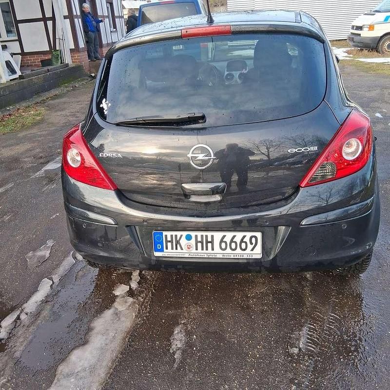 Gebraucht Opel Corsa Active 70 PS (51 kW) 2013 Schwarz Limousine