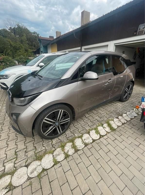 Gebraucht 2014 BMW i3 Limousine | 9.999 € (Fairer Preis) - Bild 1/4